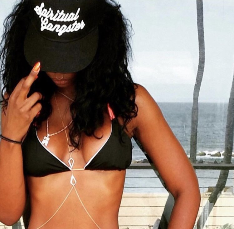 Toni Braxton on stage