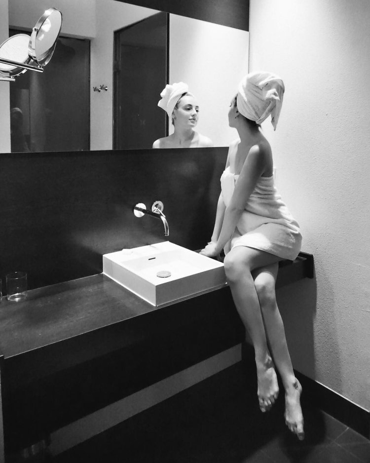 The girl raised her leg