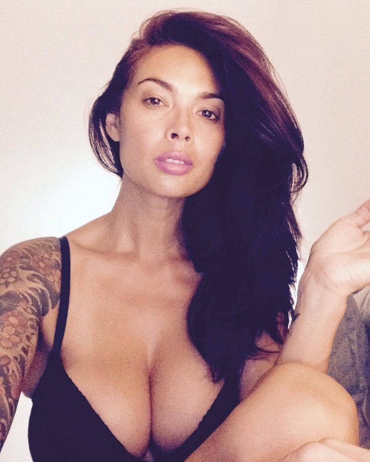 Dani Daniels 2018 Selfie