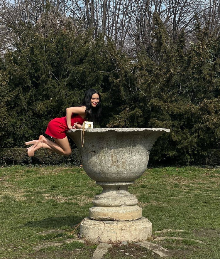 Jenna Ortega American actress Naked