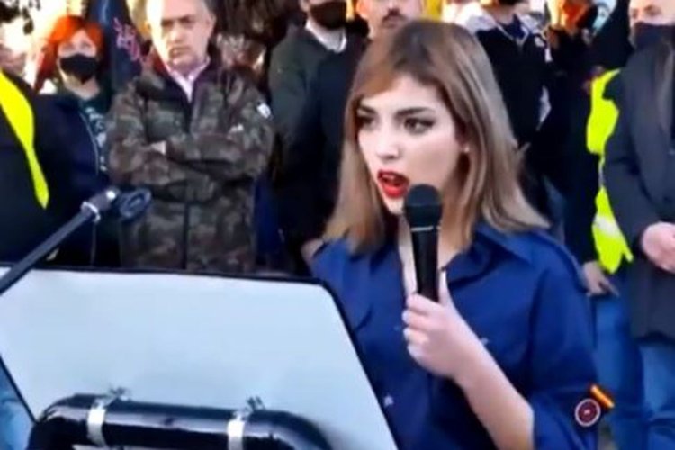 Almuden Fernandez Lingerie