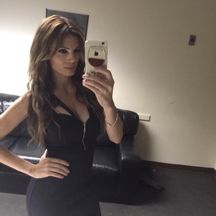 Sofia Jakobsson Intimate photos