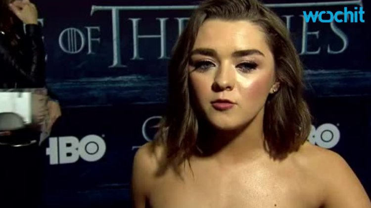 Maisie Williams Feet