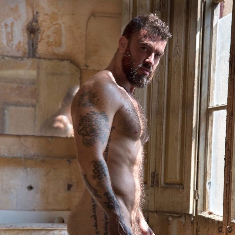 Guys climbers naked Climbers nude