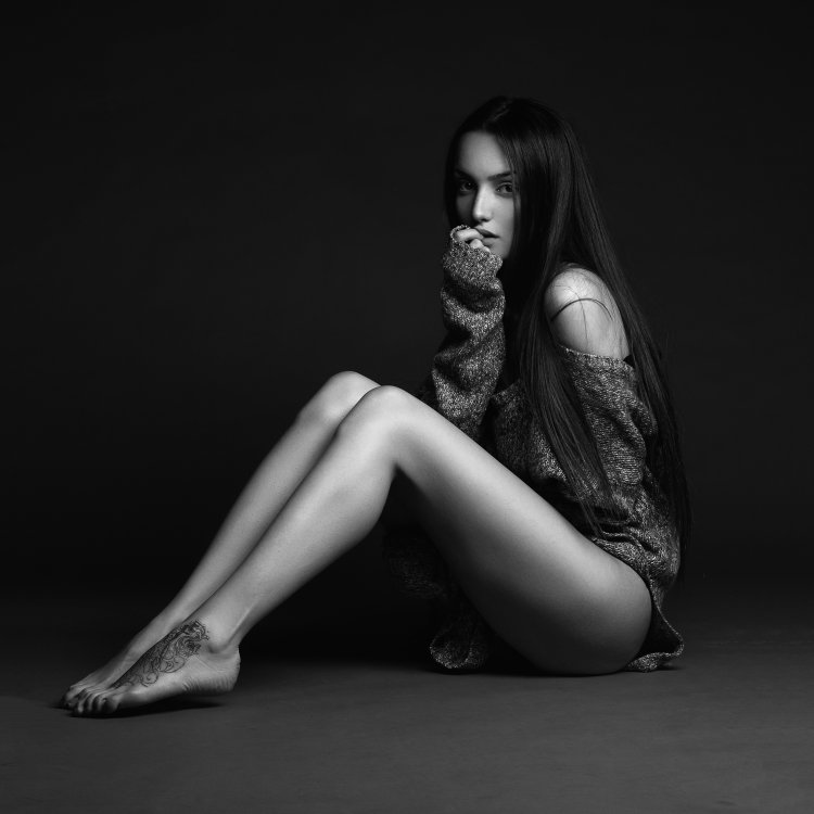 Francesca Eastwood is hot