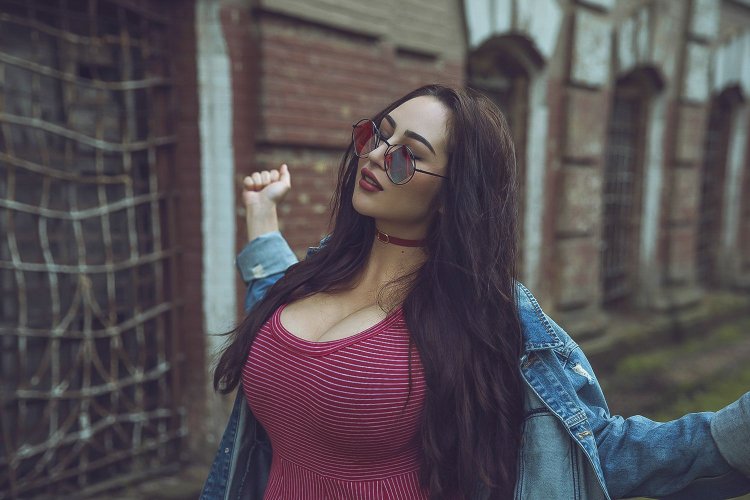 Actress +Louisa +Lawrenson