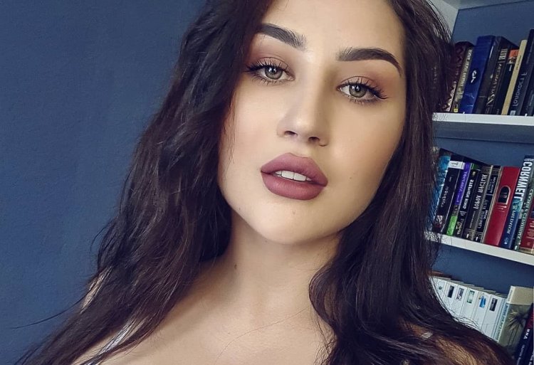 Louisa Khovanski Onlyfans 2021