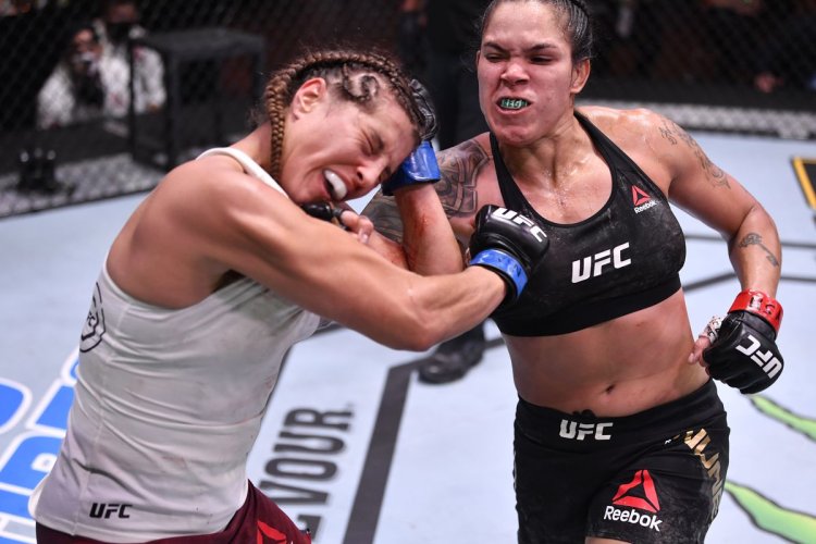 Amanda Nunes Megan Anderson battle