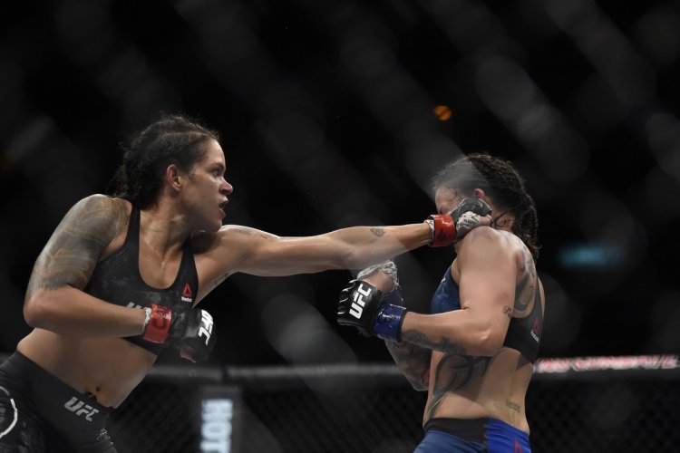 Amanda Nunes is evil