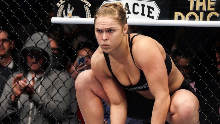 Amanda Nunees and her girl