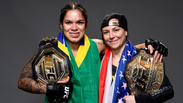 Amanda Nunees in goals