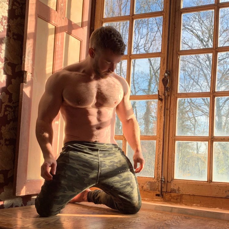 Elizabeth Turner & Christian Harper