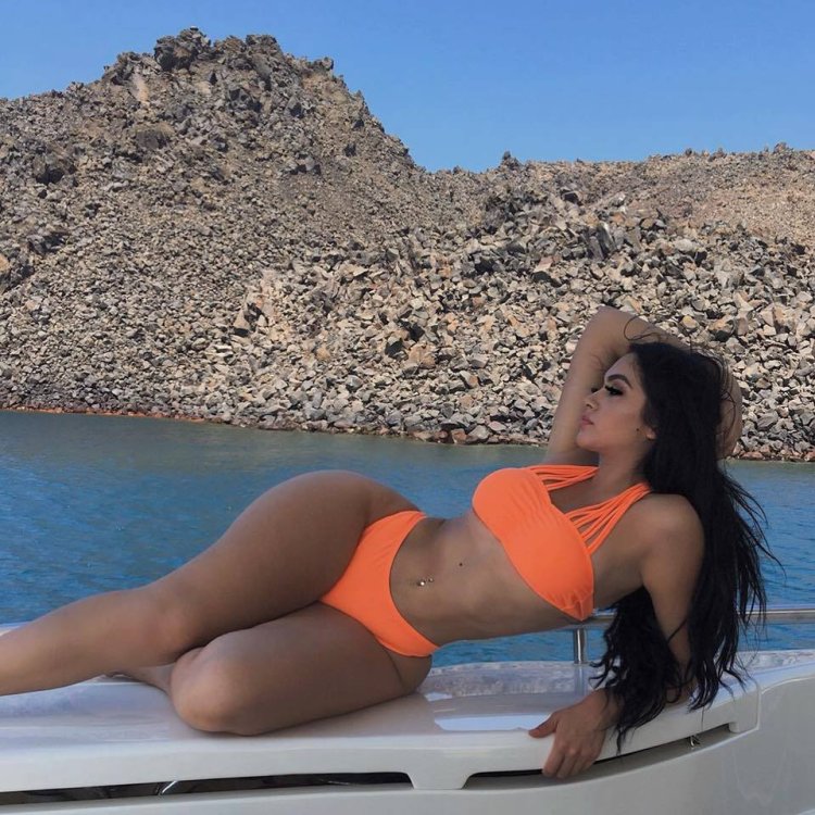 Jailyne OJeda Ochoa+18