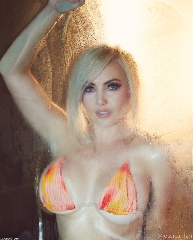 Jessica Nigri in 2016