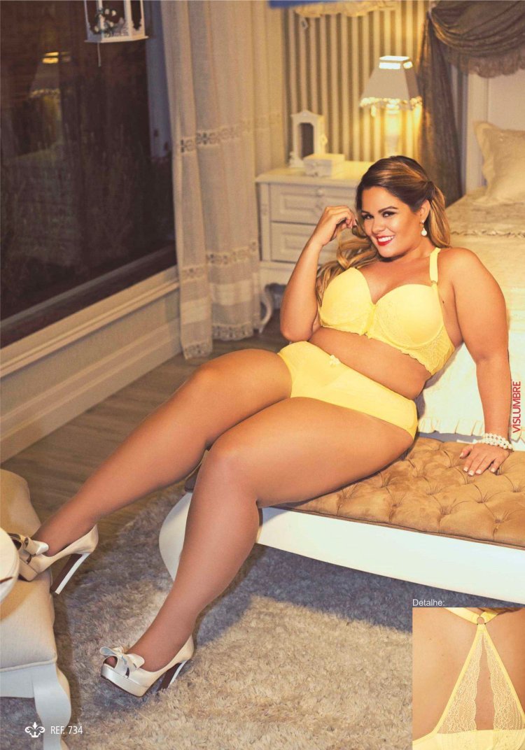 Amanda Santana Plus Size