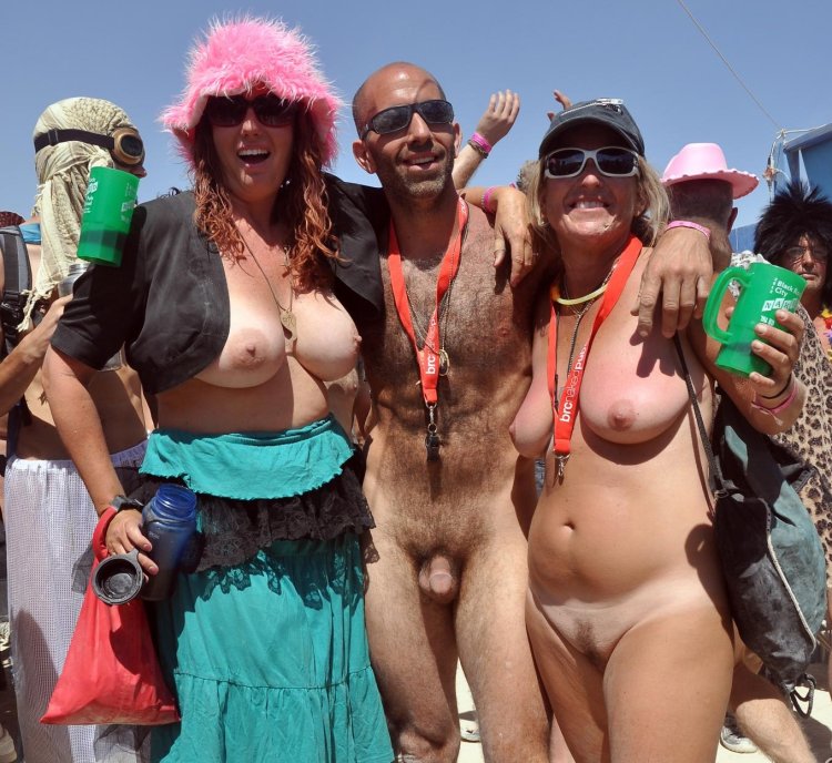 Berning Meng Festival Nude Girls