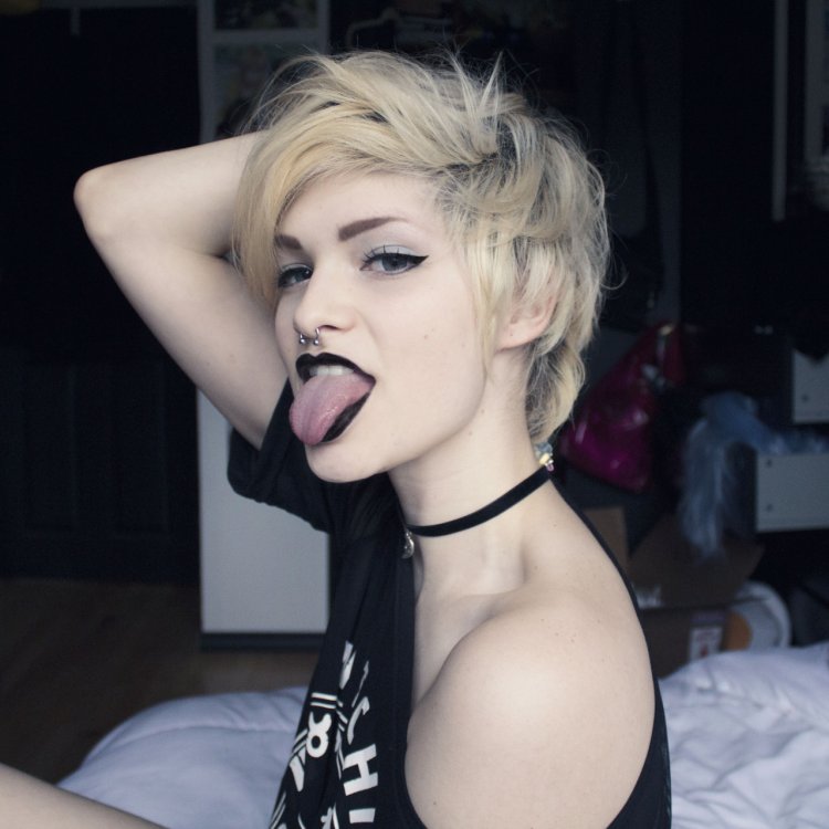 Oliver Trip Hairstyle