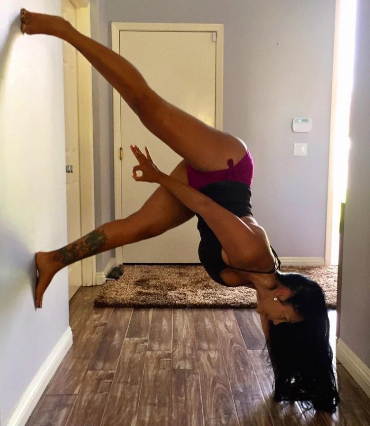 Mariza Villareal Model Plus Size with a chic figure