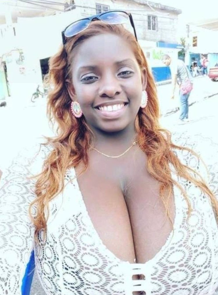 Karina Ebony Boom Boom