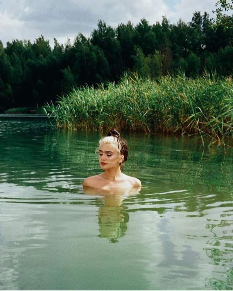 Victoria Goravskaya model