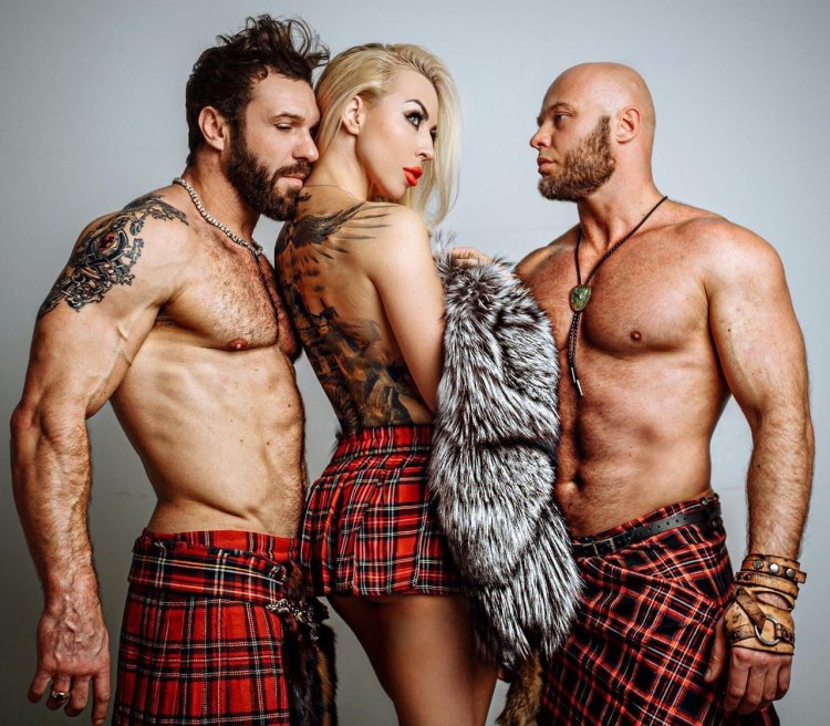 Natalie Jane Roser Naked