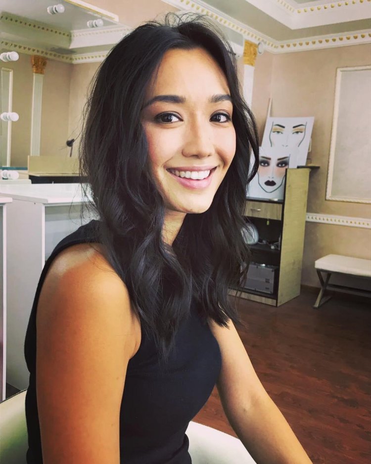 Beautiful Asian women in underwear