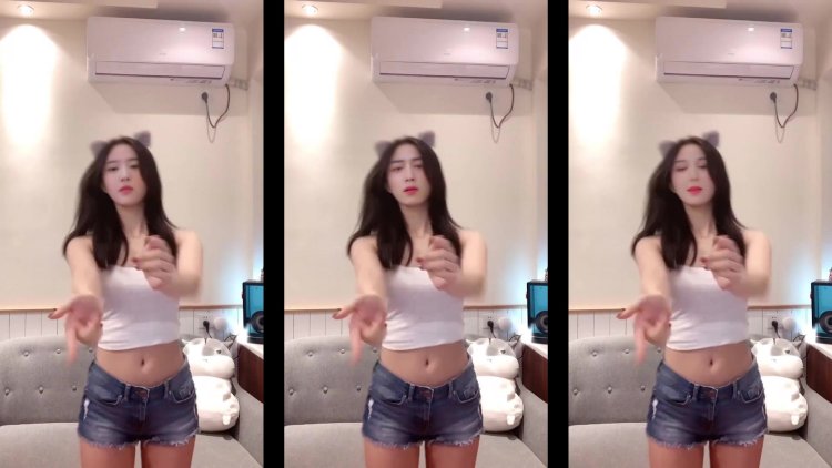 Boyd Jenny in underwear