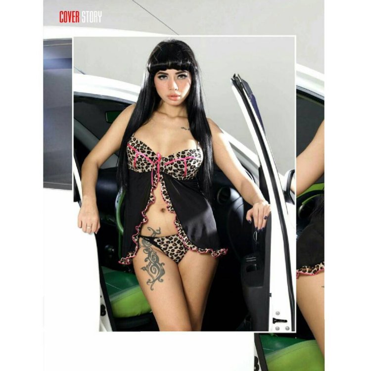 The costume of Latex bees