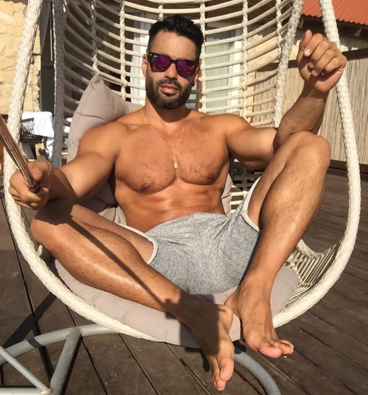 Dylan Velra Model Naked