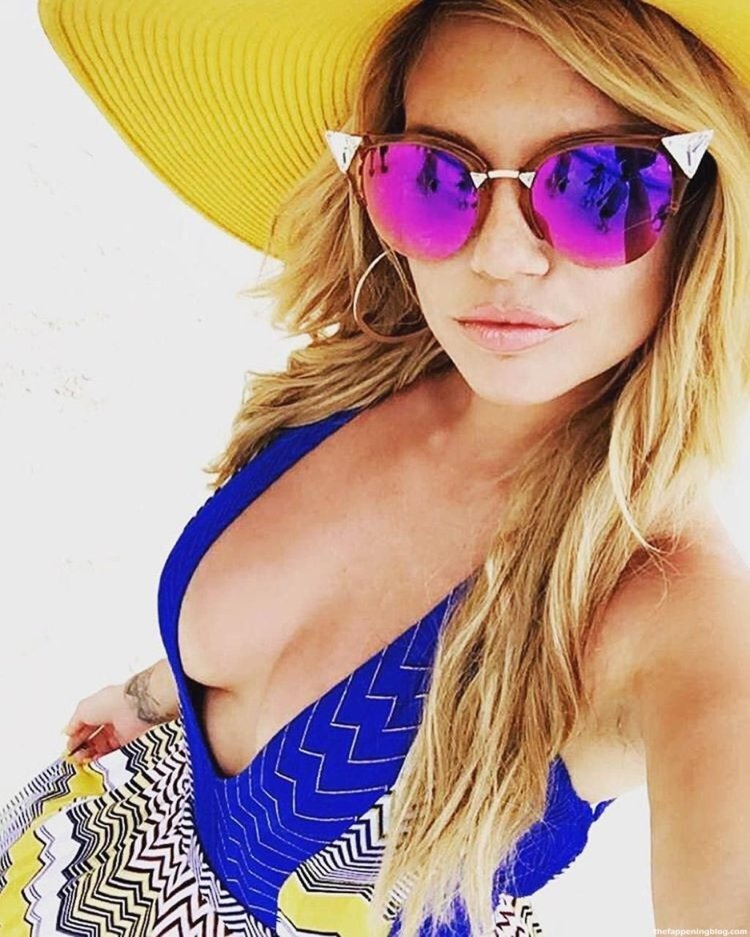 Anna Malakhova is hot