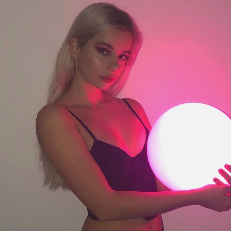 Joanna Kucht photo shoot