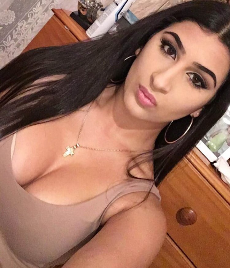 Beautiful busty arab