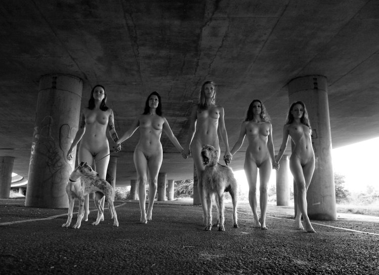 Group photo shoot in the style of nude
