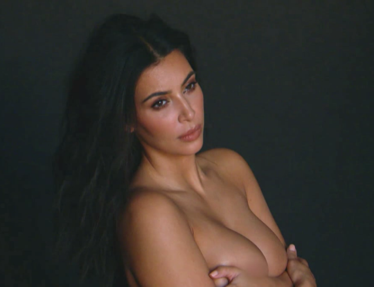 Kim Kardashian Kim naked?