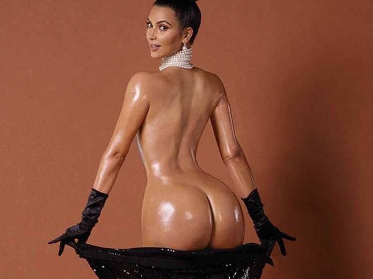 Kim Kardashian drain naked