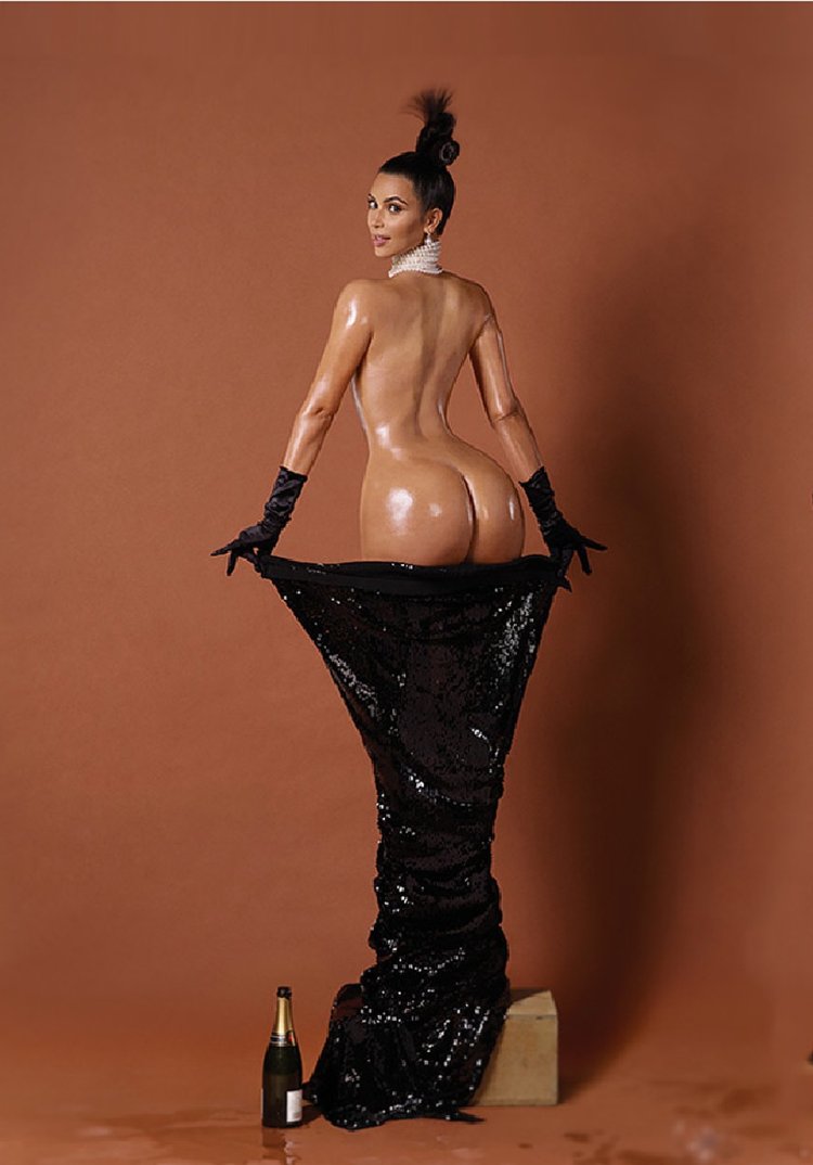 Model Kin Kardashian naked