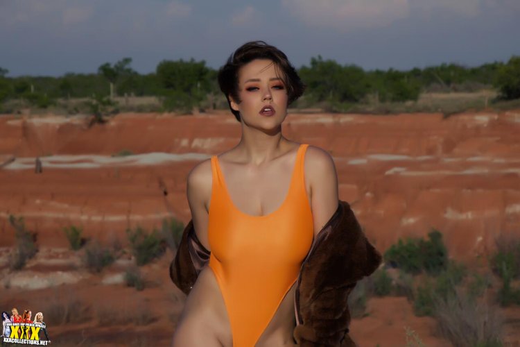 Sabrina Nicole model