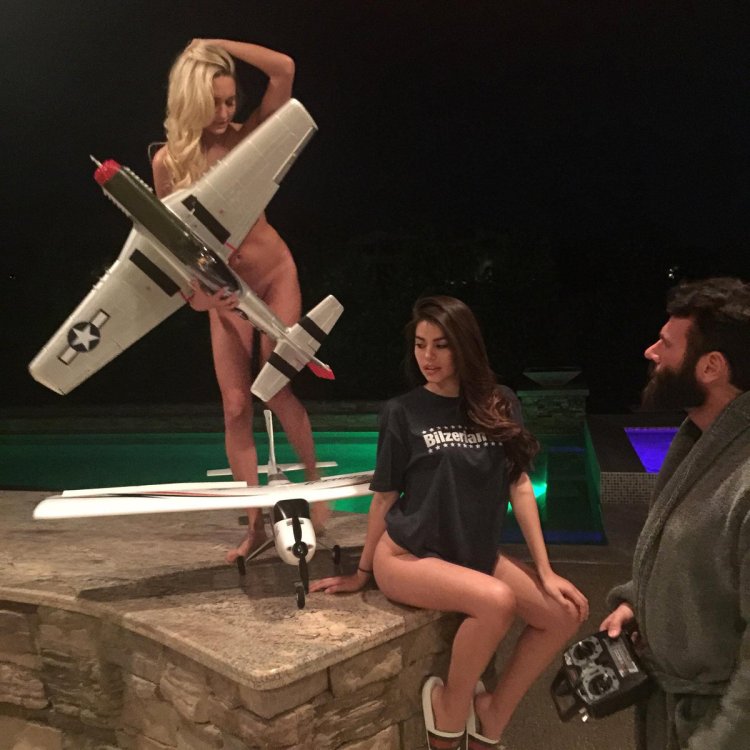 Dan Bilserian with girls