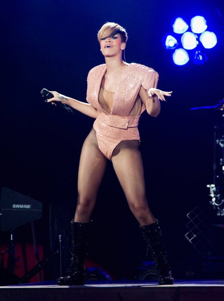 Rihanna scenes from films