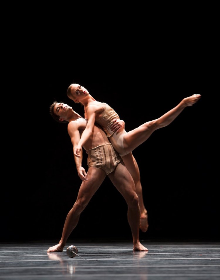 Miley Cyrus on MTV VMA-2013