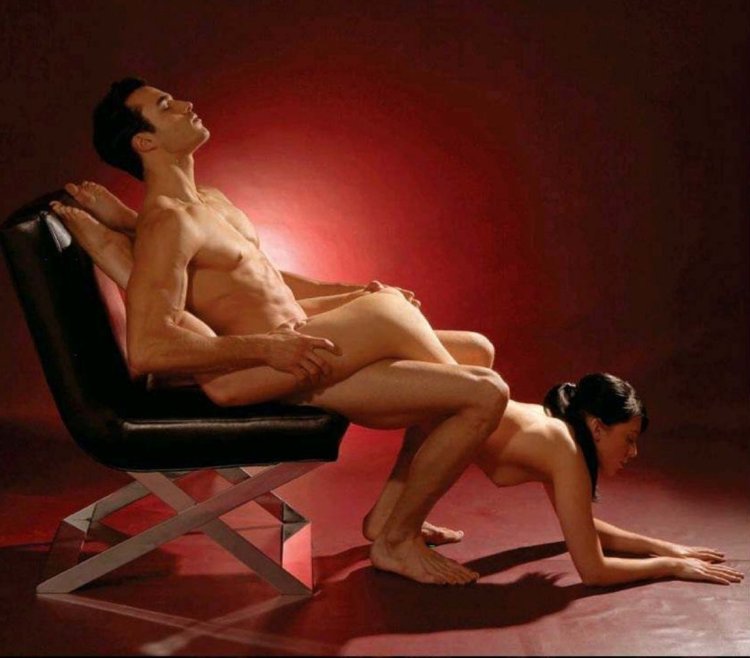 Beautiful poses of kamasuters