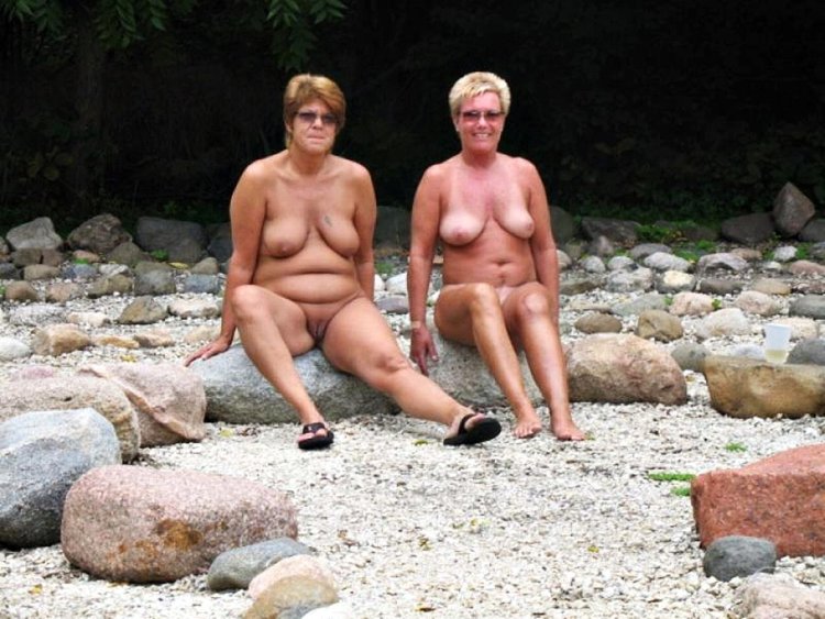 A lot of hairy nudists