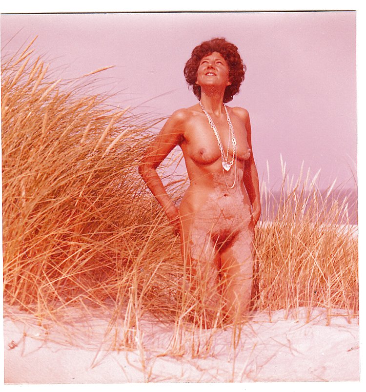 Fkk mature in full height