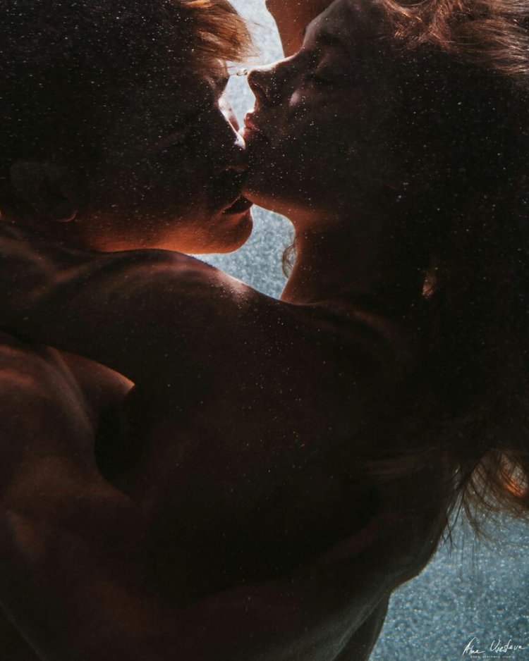 Aesthetics of the love of girls