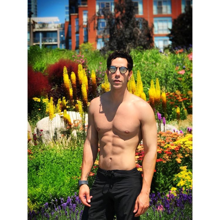 Kristen Bell black white photos