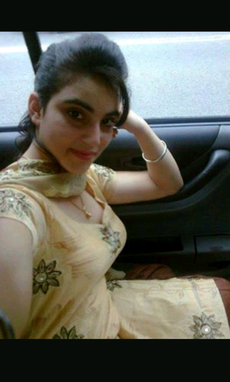 Veronica Belik in underwear