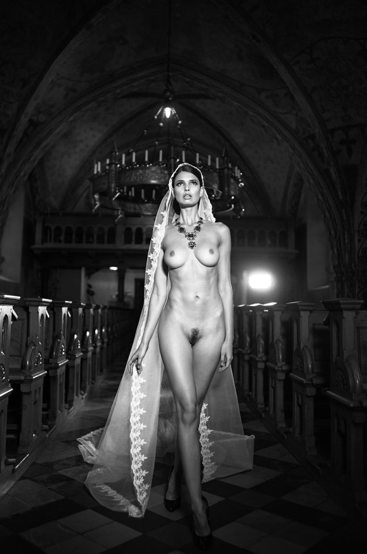 Fashion show with bare breasts