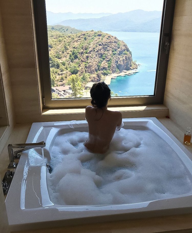 Female body in the bathroom