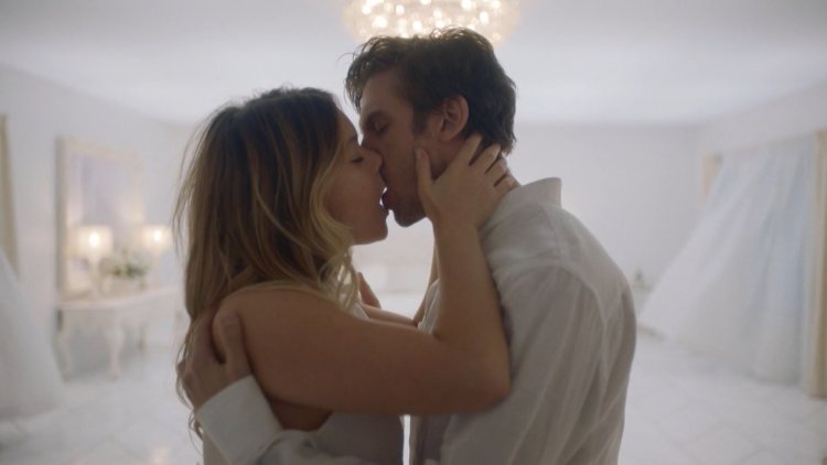 Derrion Keller Model drain