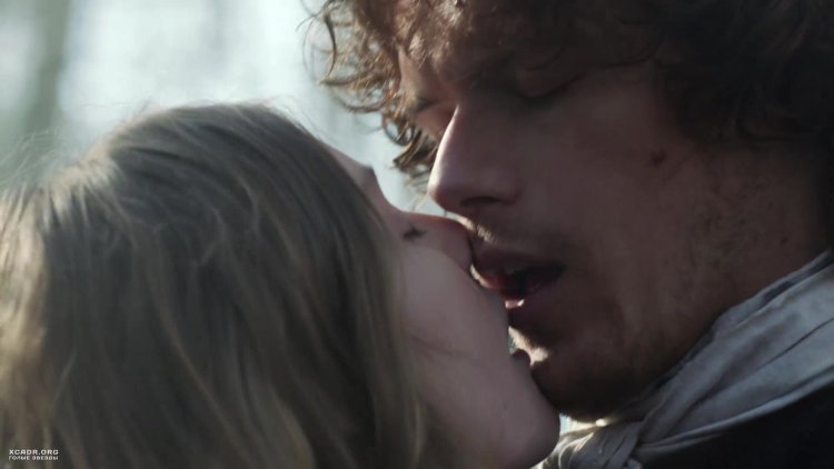 Margot Robbie Naked Breast